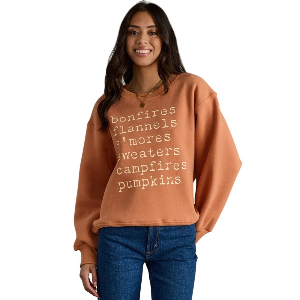 Bonfires Flannels S'mores Sweaters Campfires Pumpkins Crewneck Sweatshirt NWOT‎